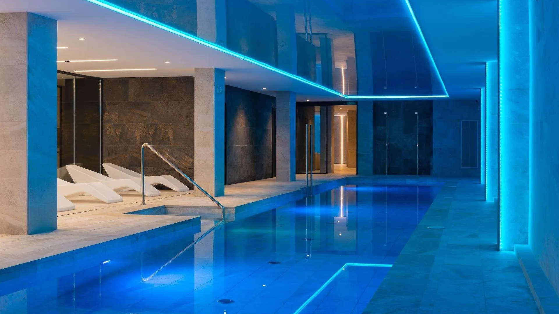 L'Azure Hotel 4* Sup Lloret de Mar 4*,  Španělsko