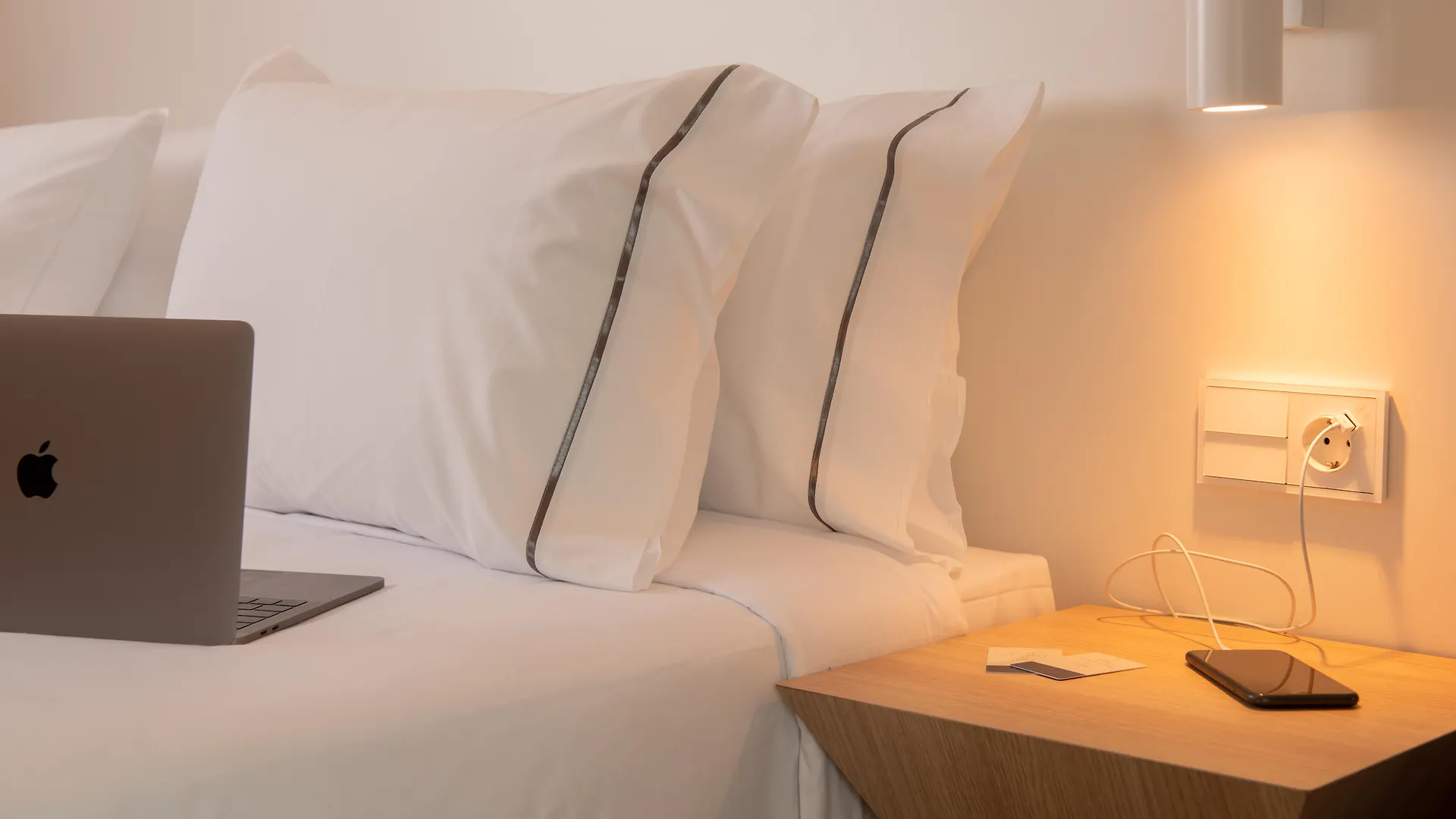 יורט דה מאר L'Azure Hotel 4* Sup 4*, יורט דה מאר